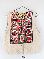 カッチ刺繡ボアベスト